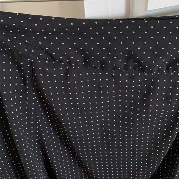 Black skirt - Picture 2 of 3